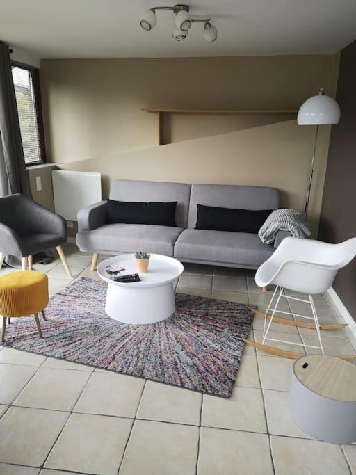 Confortable Maison A La Campagne Les Fougeres Ngoại thất bức ảnh
